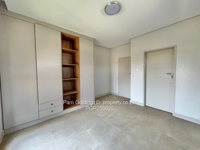 Modern 3 Bedroom Apartment - Highlands 