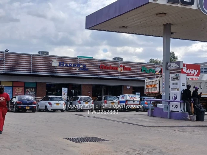 Shop To Let Along Simon Mazorodze