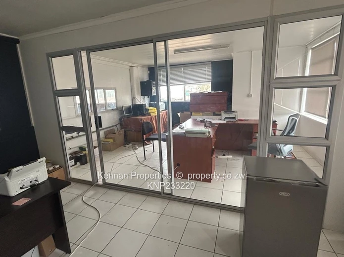 Very Neat Warehouse (Sole Mandate)