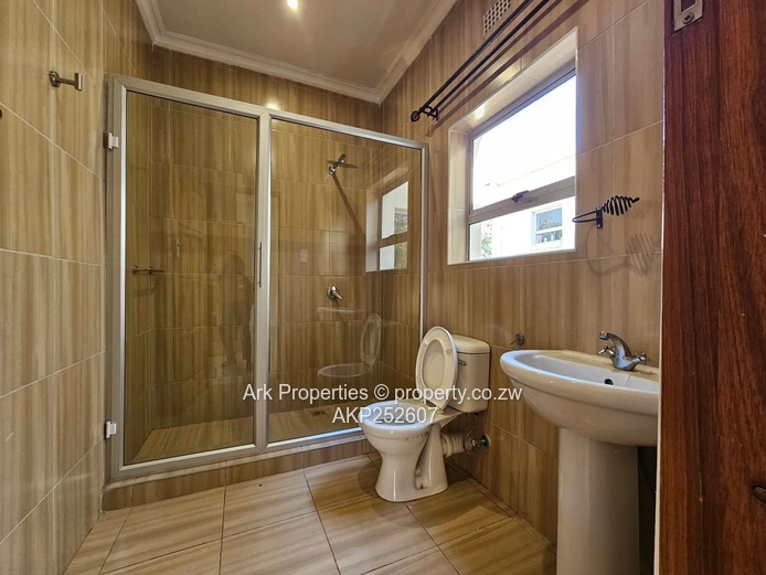 Helensvale Cluster Home For Rent
