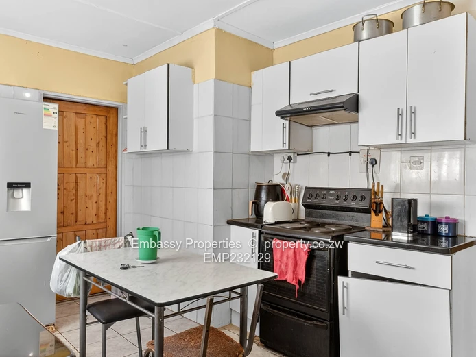 Tynwald North Neat For Bedroomed House