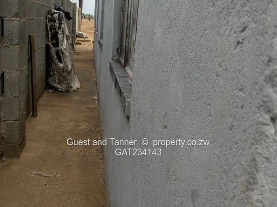 Tiled 3-bedroomed house for sale in Mbundane near Bulawayo