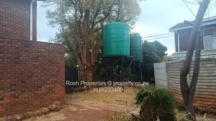 Bachelor`s Flat 2 Stunning Views in Greystone Park