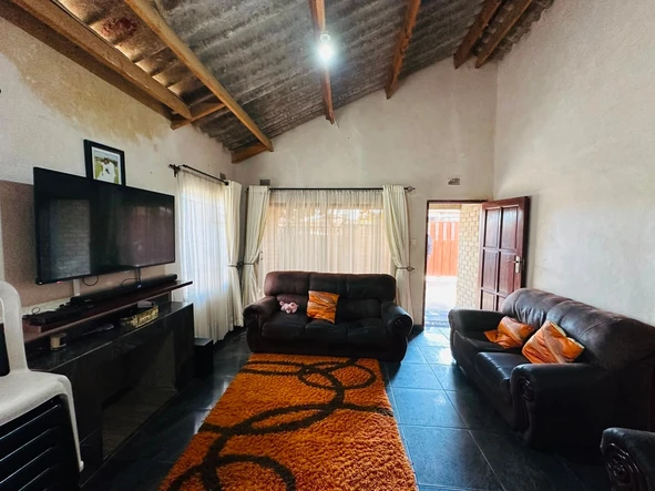 5 Bedroom House