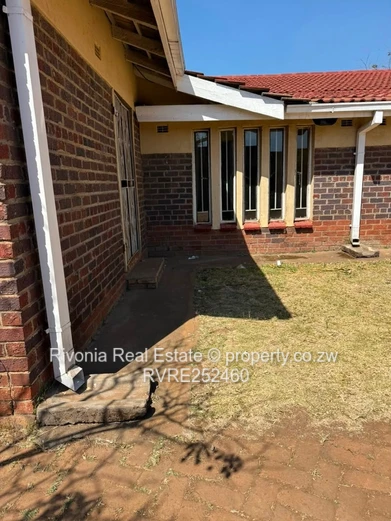 Spacious 4-Bed Home in Belvedere — Borehole & Modern Interiors