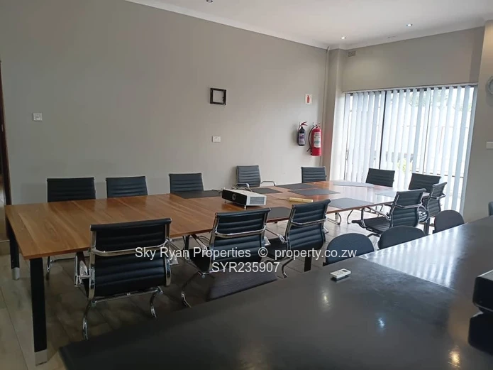 Avondale West Commercial Property To Let