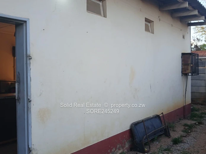 Multi-purpose shop space for rent in Mabvuku