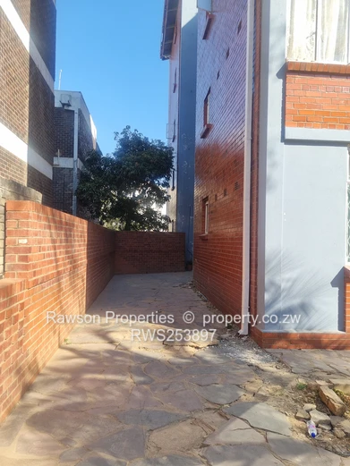 1 And Half Bed Flat For Sale In The Avenues Harare