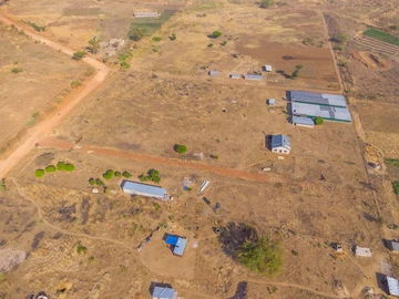 Farm & Agricultural Land