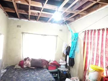 6 Bedroom House