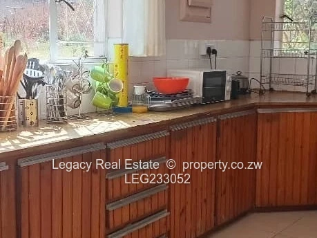 Spacious 5-Bed Home with Borehole in Greystone Park