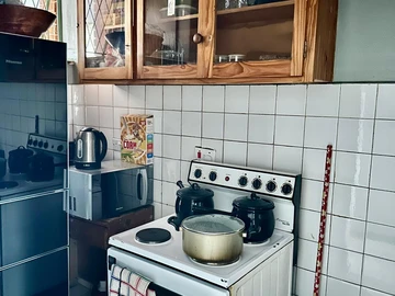 2 Bedroom Flat & Apartment