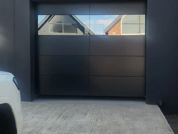 4 Bedroom Garden Flat