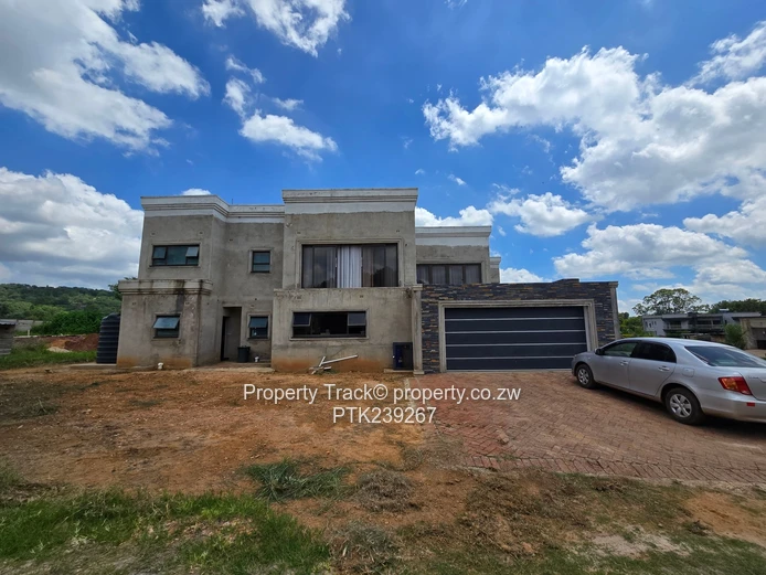 Elegant 5-Bedroom Double-Storey Residence in Prestigious Heritage School Environs