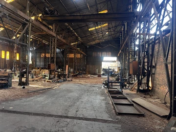 Warehouse & Factory