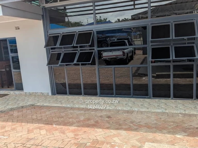 Hillside Restaurant and Liquor to rent 