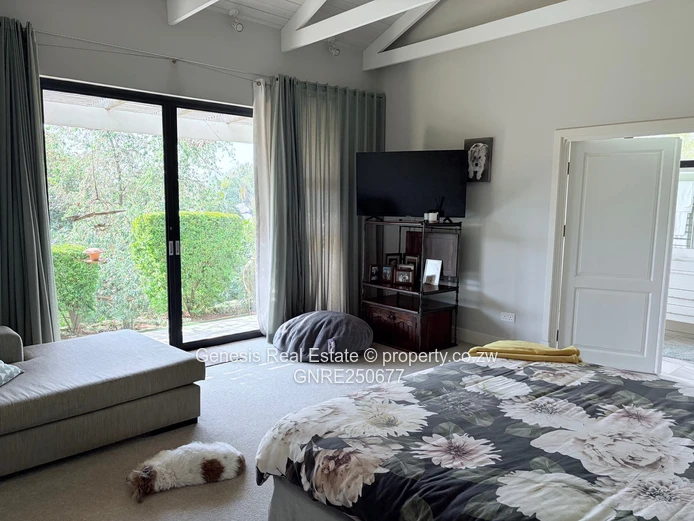 Exotic family home in the Brooke Golf Estate 