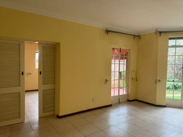 3 Bedroom Garden Flat