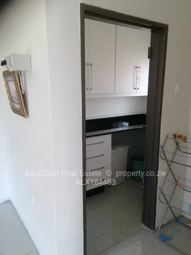 Clean Zimre Park House! Bargain! (Sole Mandate)