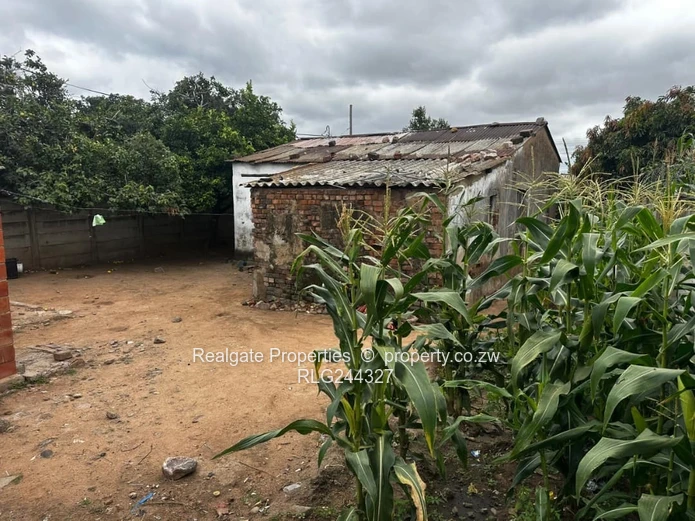 Old Pumula Four Roomed House