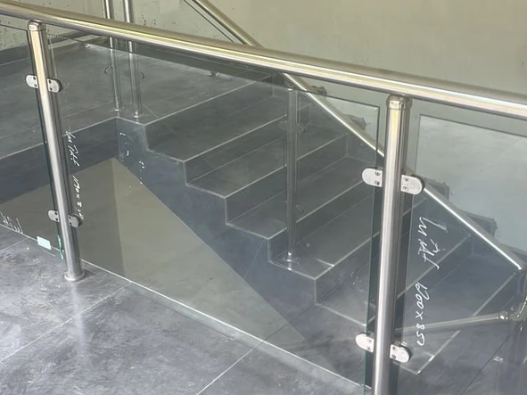 3 Bedroom Flat & Apartment