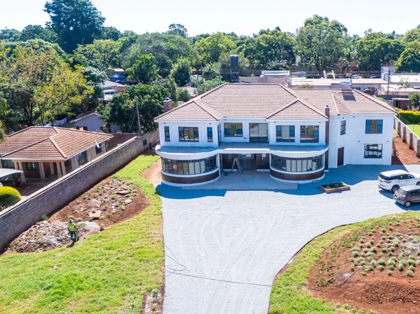 7 Bedroom House
