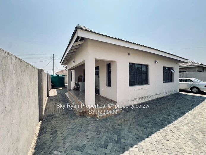 Madokero House For Sale