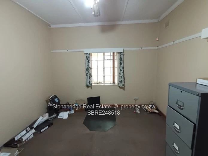 Townhouse for Commercial use in Bulawayo CBD for sale