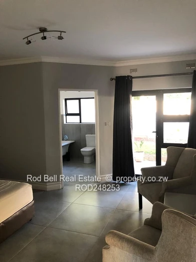 Modern 3-Bed Townhouse with Sleek Kitchen in Greendale North, Harare