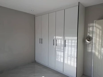 3 Bedroom Garden Flat