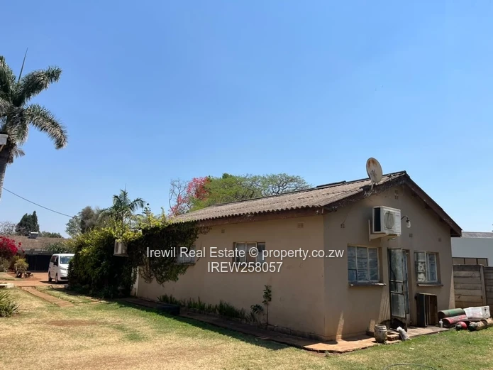 Gunhill 4 Beds on Sale