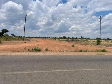 Commercial & Industrial Land