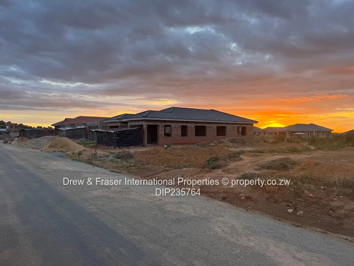 600 m² Stand in Adelaide Park, Ruwa — Tarred Roads & Sunset Views