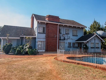 5 Bedroom House