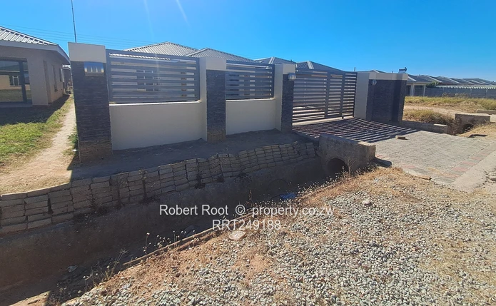 3 bed family home in Fairview Ruwa