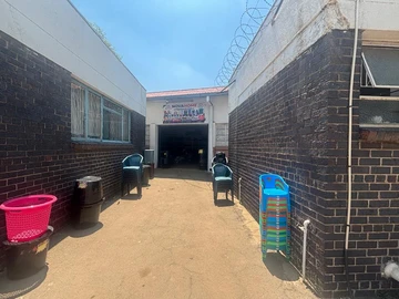 Warehouse & Factory