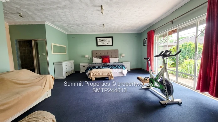 Luxury 4 bedroomed Family Home for Sale 