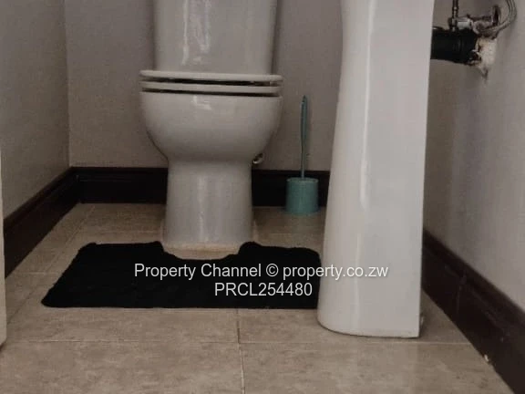 House (Furnished) For Sale In Glen Lorne