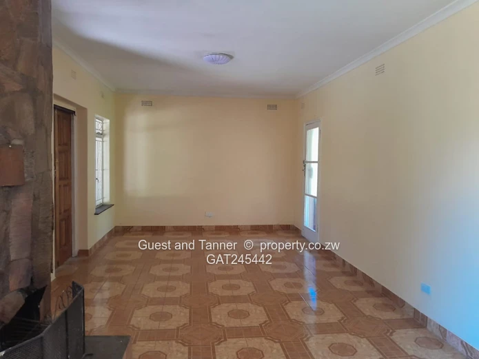 Modern 3-Bedroom Home to Rent in Haig Park, Mabelreign