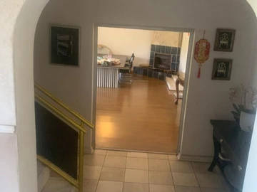 7 Bedroom House
