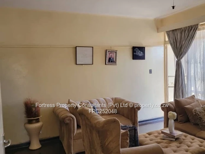 Sunlit 2-Bed Flat in Avenues CBD — Borehole (Sole Mandate)