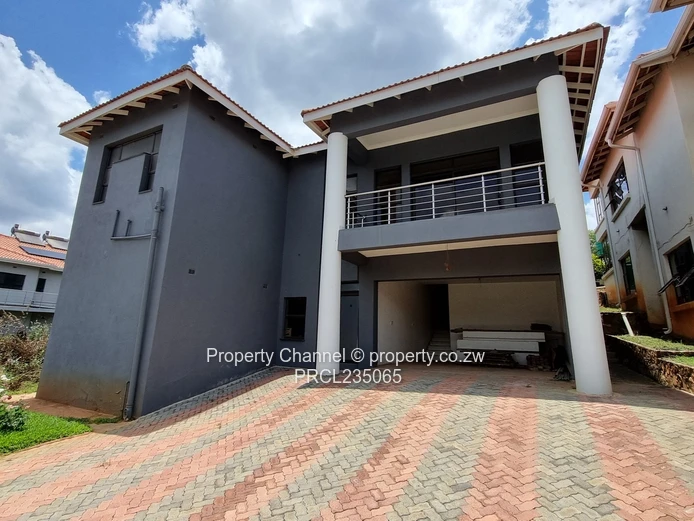 5-bed Carrick Creagh Villa With Modern Finishings (Sole Mandate)