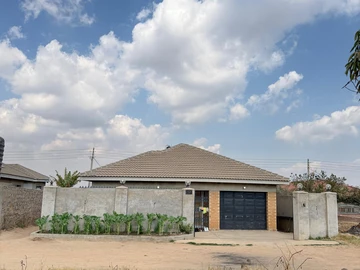 4 Bedroom House