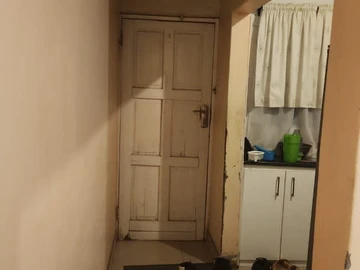 Flat & Apartment