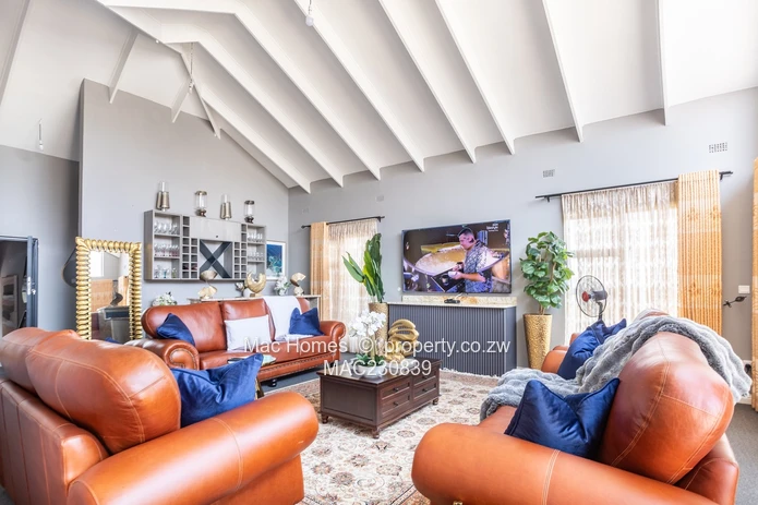 Gletwin's Finest- Come see it for yourself (Sole Mandate)