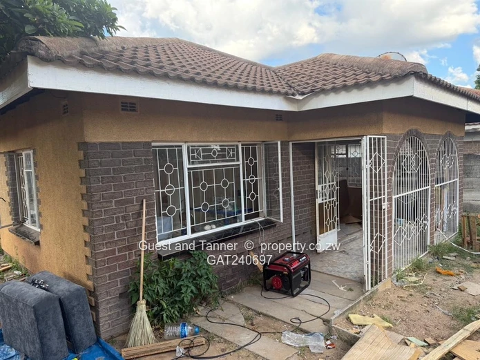 Budiriro 4 Neat 4 Bed House For Sale 