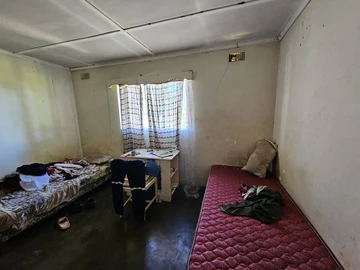 Farm & Agricultural Land