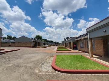 2 Bedroom Garden Flat