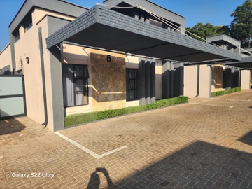 4 Bedroom Townhouse Complex