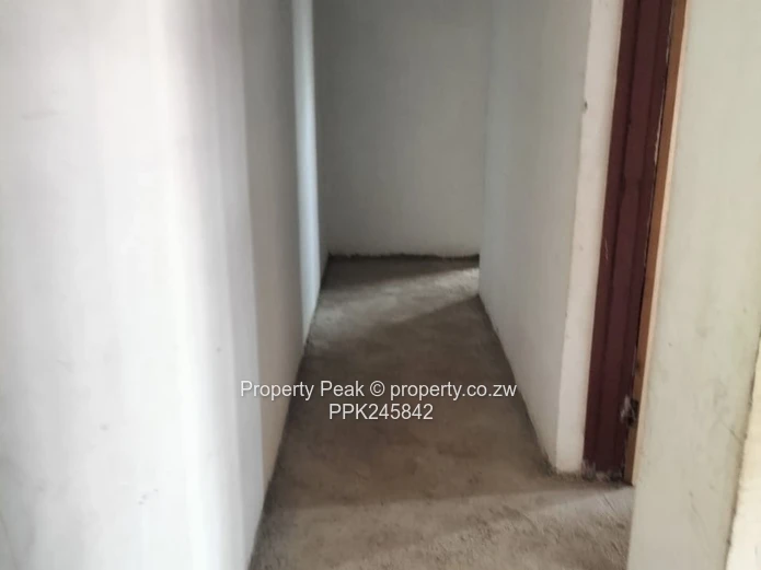 Double-Storey 4-Bed Home with Garage & Water Tank